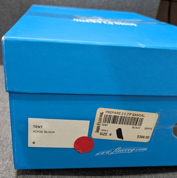 JOHN FLUEVOG Prepare Tent 2.0 Zip Sandals - Picture 13 of 14